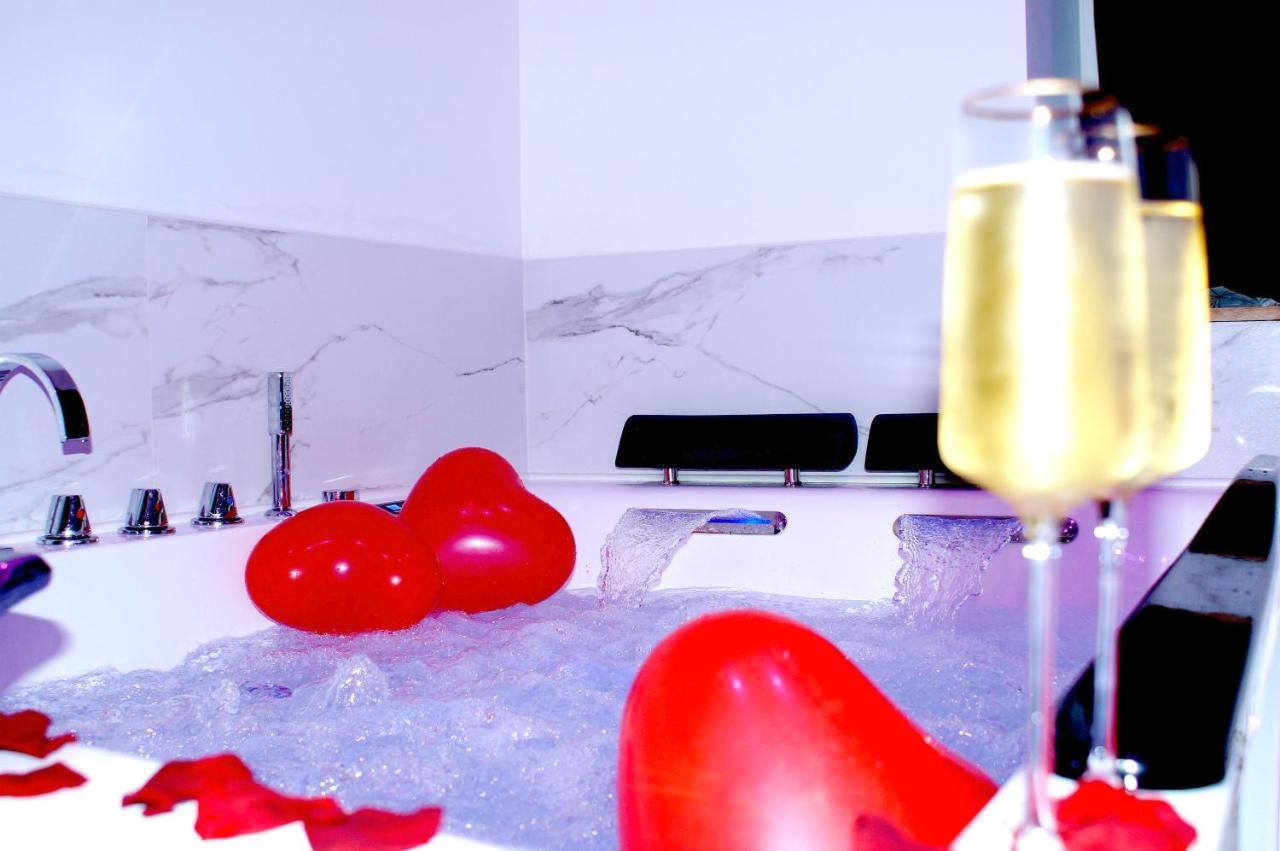 Le Venus - Appartement Spa Privatif Balneo Sauna Dijon Kültér fotó